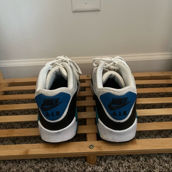 Nike Air Max 90s - Picture 4 of 5